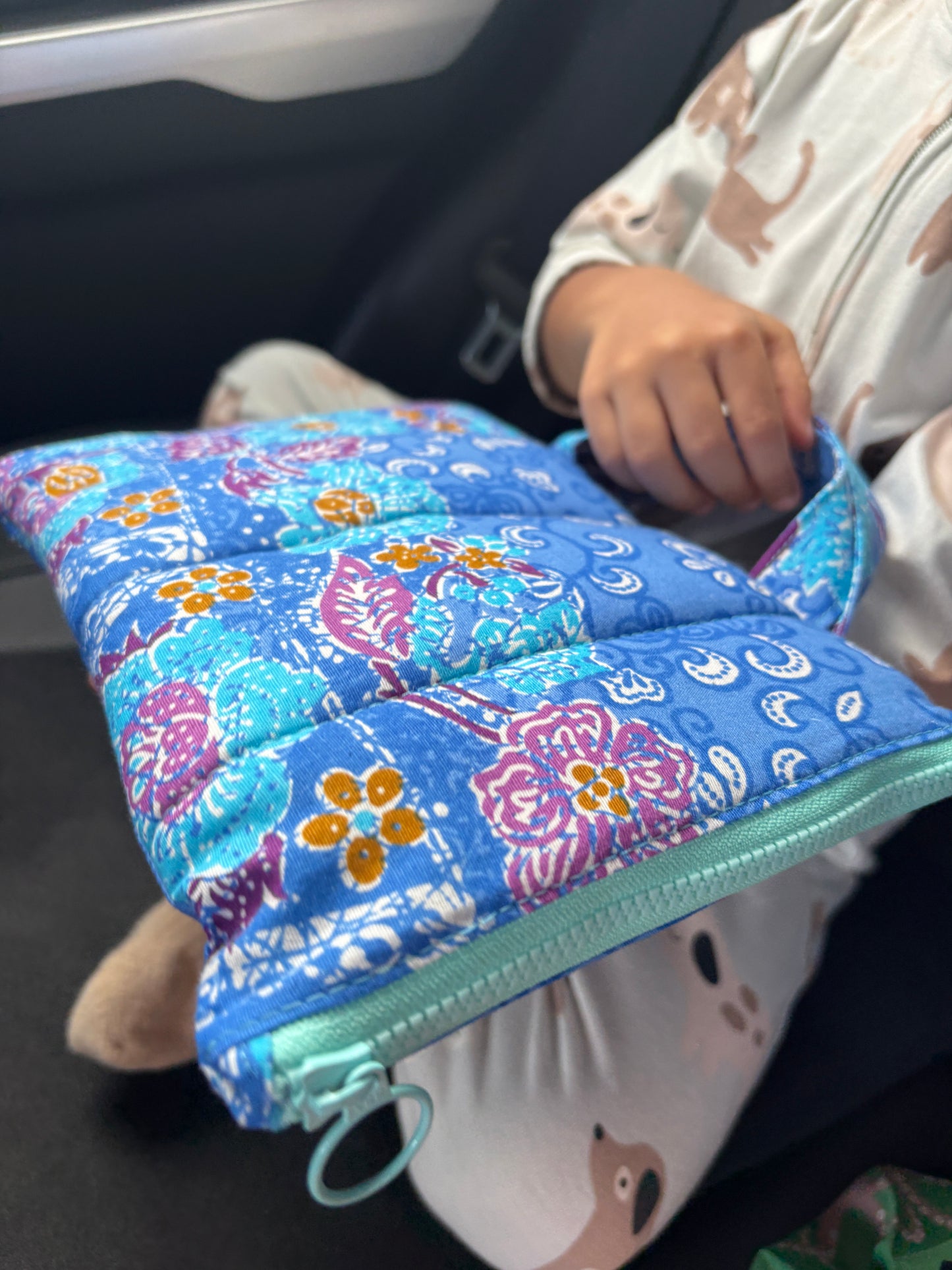 Quilted Batik Kindle Sleeve - Kindle Basic, Kobo Clara & Boox Go 6