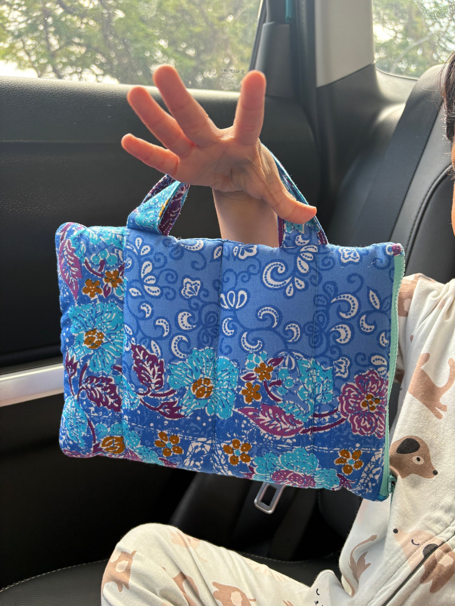 Quilted Batik Kindle Sleeve - Kindle Basic, Kobo Clara & Boox Go 6