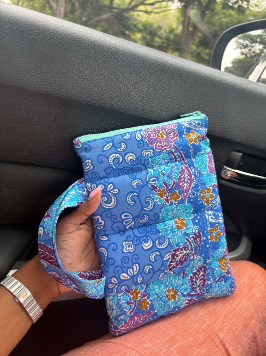 Quilted Batik Kindle Sleeve - Kindle Basic, Kobo Clara & Boox Go 6